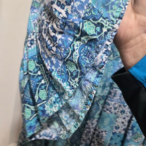 Avenue Boho Patchwork Bell Sleeve Tunic Top Blue Print Size 20 - Picture 4 of 8
